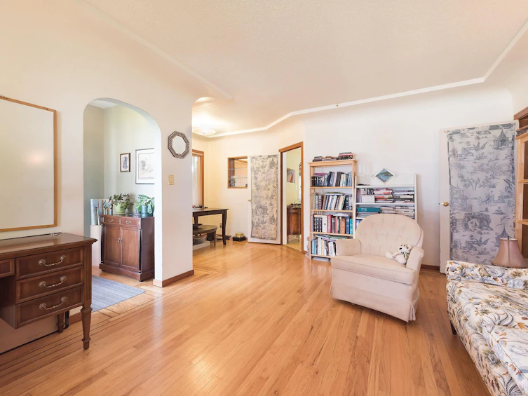 9747 Sidney Street, Chilliwack, BC, V2P 4G5 - 6