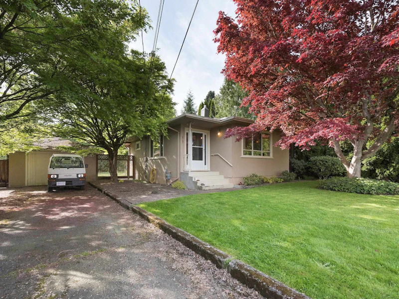 9747 Sidney Street, Chilliwack BC V2P 4G5