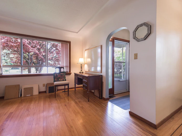 9747 Sidney Street, Chilliwack, BC, V2P 4G5 - 3