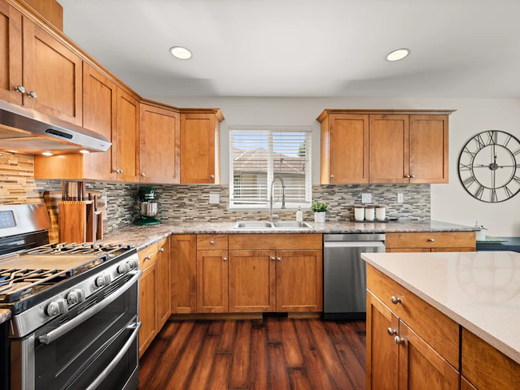 11457 Creekside Street, Maple Ridge, BC, V2W 2C1 - 9