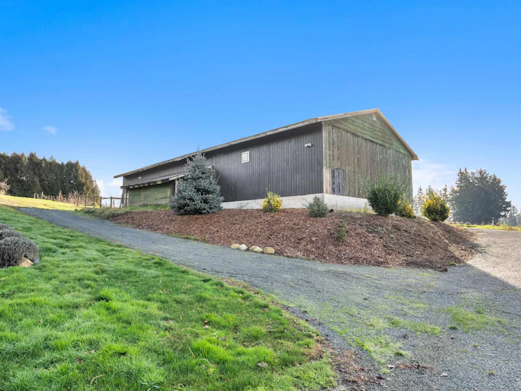 681 Bradner Road, Abbotsford, BC, V4X 2J5 - 10
