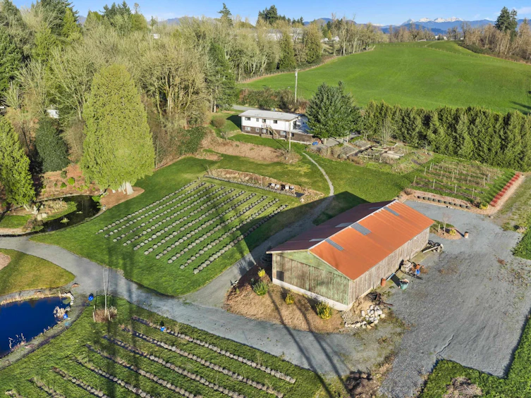 681 Bradner Road, Abbotsford, BC, V4X 2J5 - 2