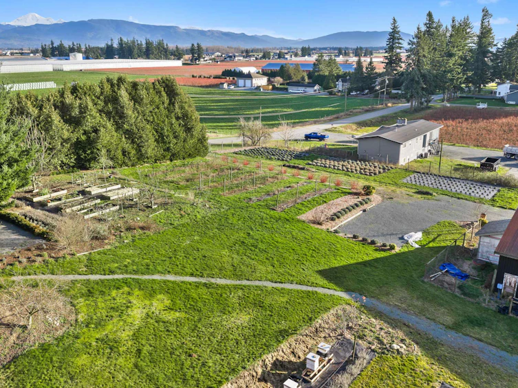 681 Bradner Road, Abbotsford, BC, V4X 2J5 - 35