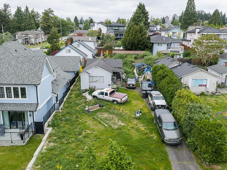 2233 Edinburgh Street, New Westminster, BC, V3M 2Y2 - 36
