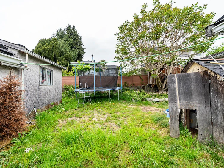 2233 Edinburgh Street, New Westminster, BC, V3M 2Y2 - 7