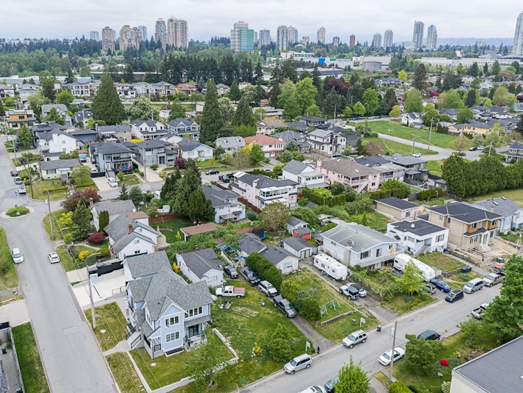 2233 Edinburgh Street, New Westminster, BC, V3M 2Y2 - 33