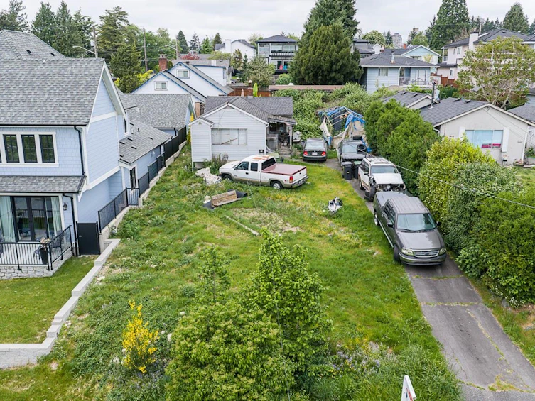 2233 Edinburgh Street, New Westminster, BC, V3M 2Y2 - 37