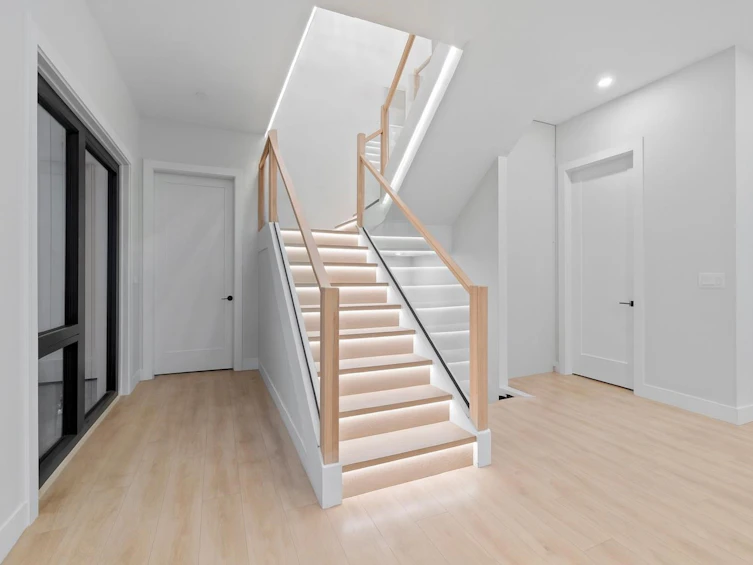 5499 Manor Street, Burnaby, BC, V5G 1B6 - 8