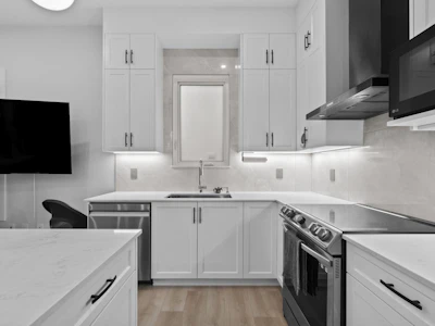 5499 Manor Street - 4