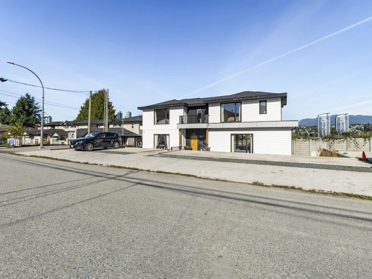 5499 Manor Street, Burnaby, BC, V5G 1B6 - 17