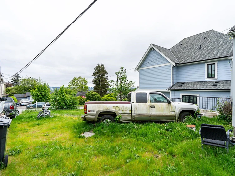 2235 Edinburgh Street, New Westminster, BC, V3M 2Y2 - 6
