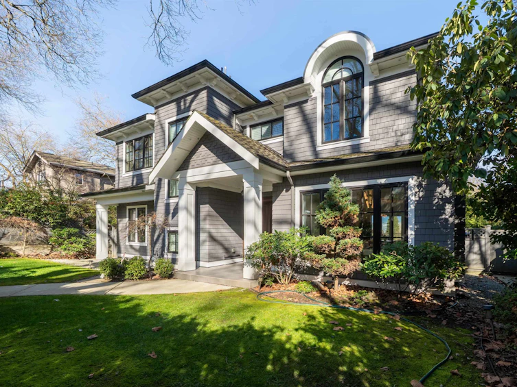 3955 W Broadway, Vancouver, BC, V6R 2C2 - 22