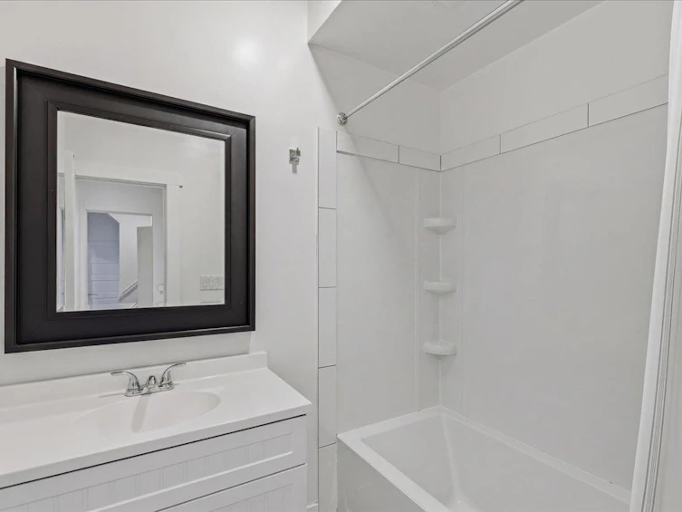 14 W 14th Avenue, Vancouver, BC, V5Y 1W6 - 11