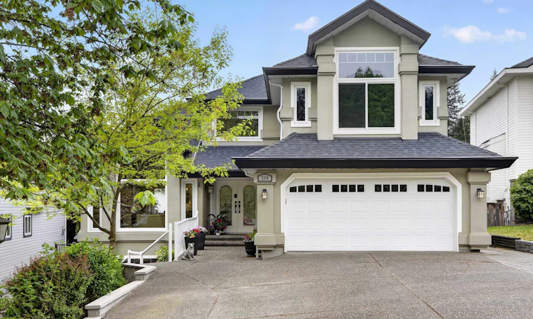 209 Ravine Drive
