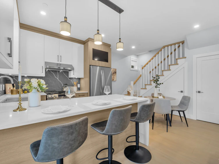 2617 Mcgill Street, Vancouver, BC, V5K 1H2 - 11