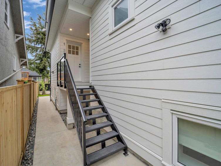 2617 Mcgill Street, Vancouver, BC, V5K 1H2 - 28