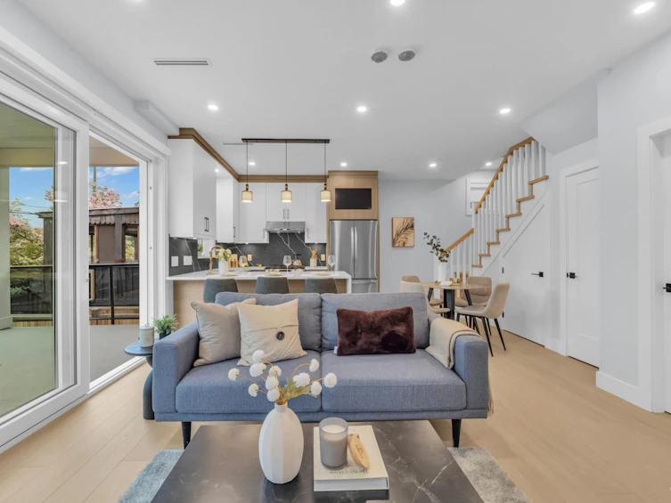 2617 Mcgill Street, Vancouver, BC, V5K 1H2 - 6