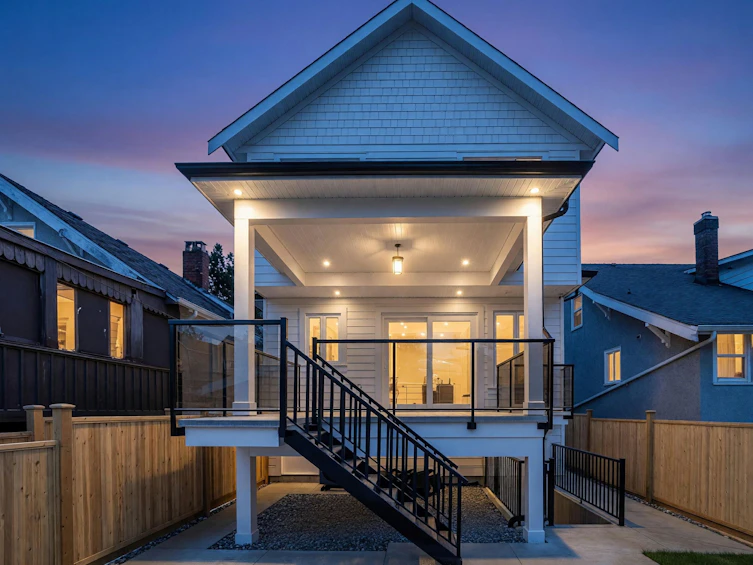 2617 Mcgill Street, Vancouver, BC, V5K 1H2 - 35