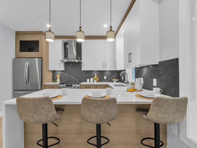 2619 Mcgill Street, Vancouver, BC, V5K 1H2 - 11