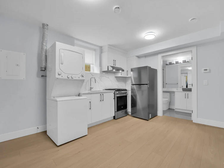 2619 Mcgill Street, Vancouver, BC, V5K 1H2 - 24