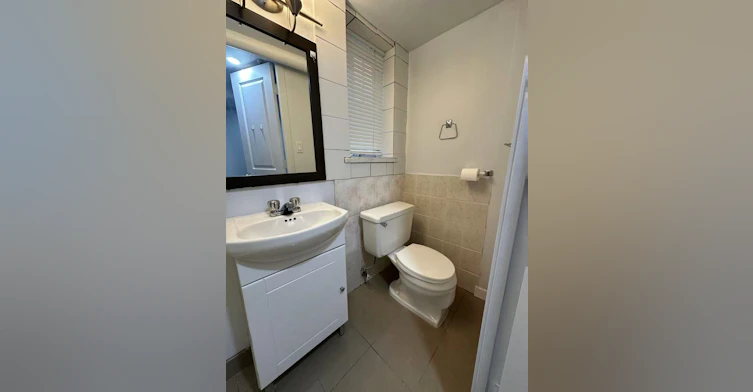 47xx Little Street, Vancouver, BC, V5X 2C6 - 2