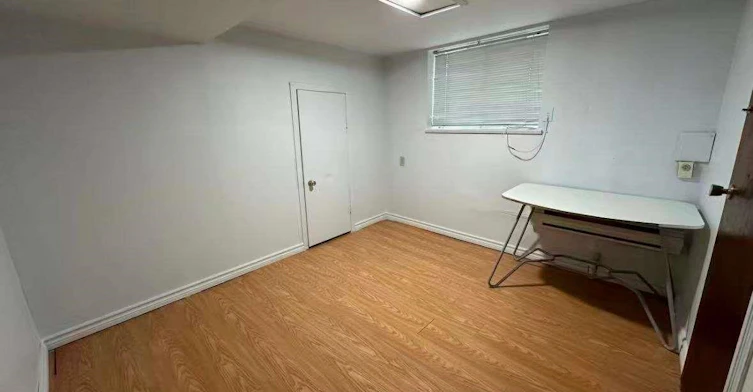 47xx Little Street, Vancouver, BC, V5X 2C6