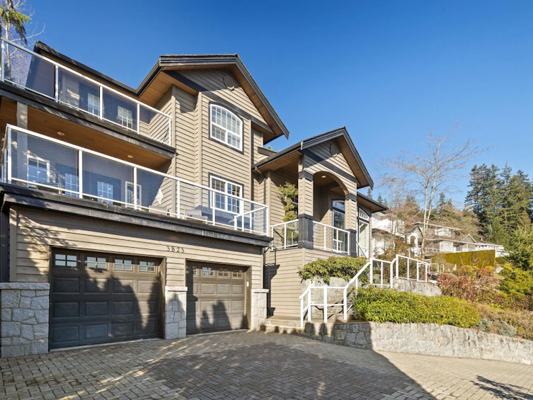 3823 Michener Way, North Vancouver, BC, V7K 3C7 - 4