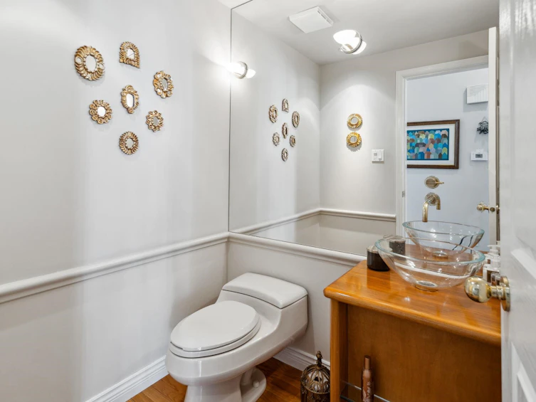 3823 Michener Way, North Vancouver, BC, V7K 3C7 - 36