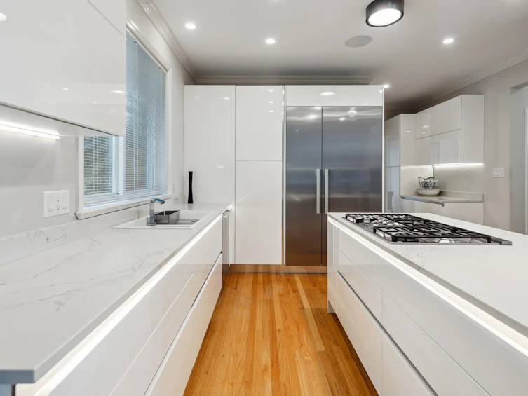 3823 Michener Way, North Vancouver, BC, V7K 3C7 - 13