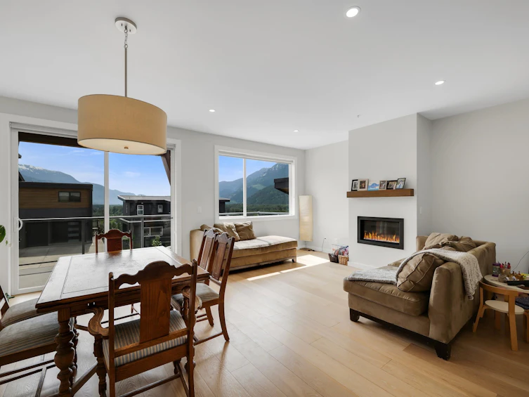 41322 Horizon Drive, Squamish, BC, V8B 0Y7 - 8