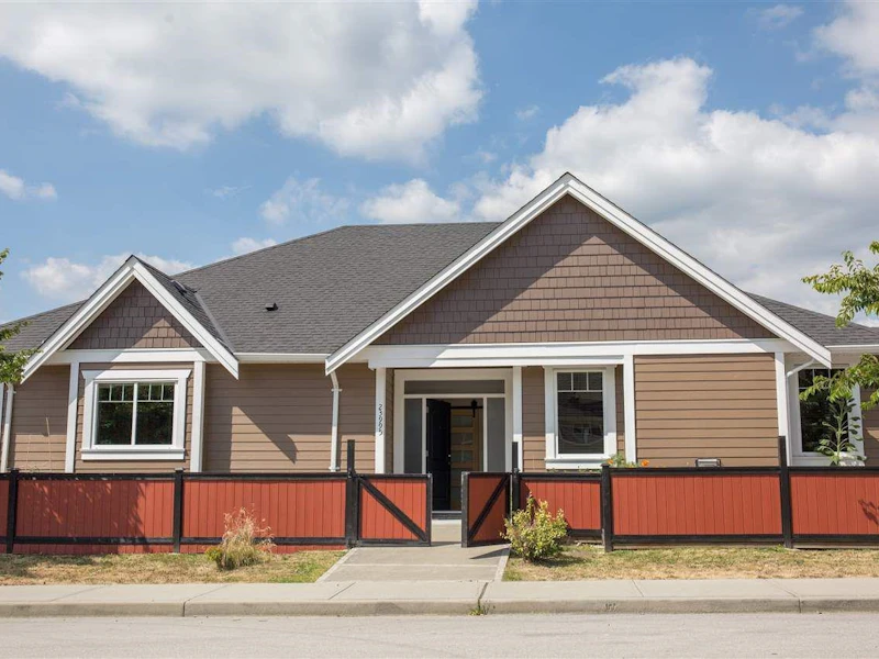 23995 121st Avenue, Maple Ridge BC V4R 2T7