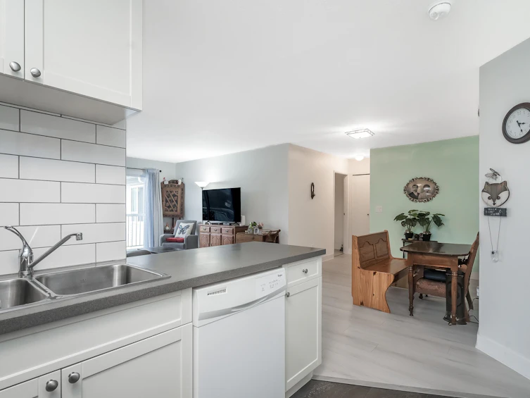 309-17695 58 Avenue, Surrey, BC, V3S 1L5 - 10