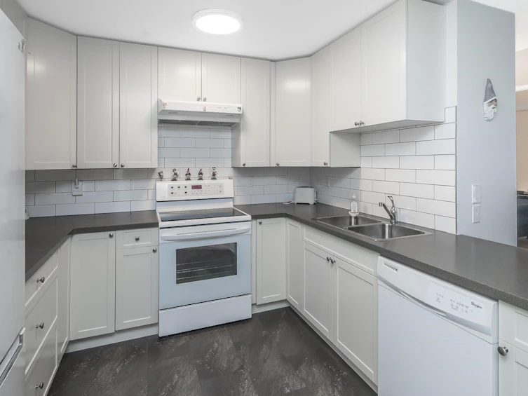 309-17695 58 Avenue, Surrey, BC, V3S 1L5 - 7