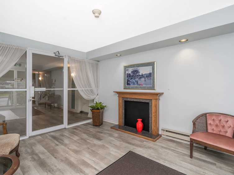 309-17695 58 Avenue, Surrey, BC, V3S 1L5 - 4