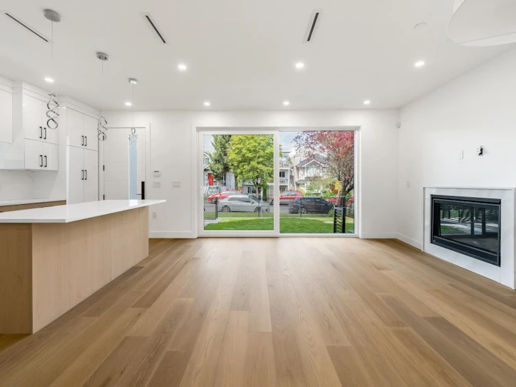 1-950 W 17th Avenue, Vancouver, BC, V5Z 1V4 - 5
