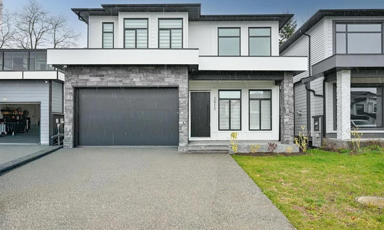 2612 Terminal Court