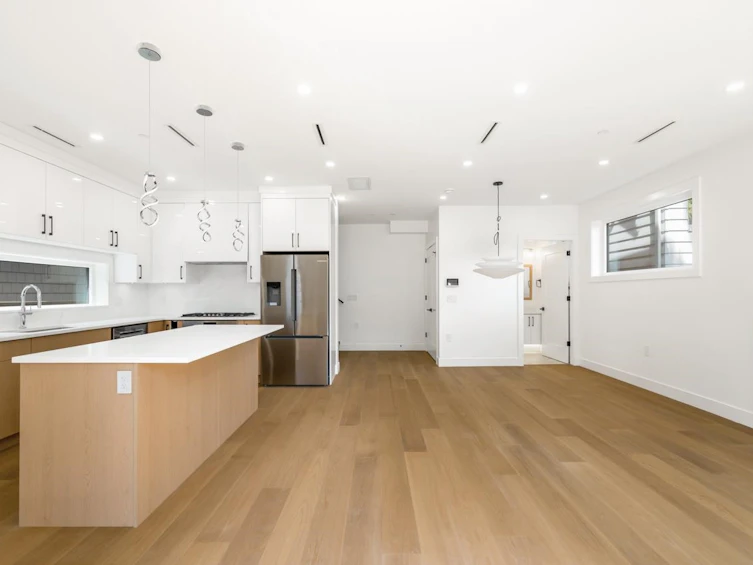 2-950 17th Avenue, Vancouver, BC, V5Z 1V4 - 6