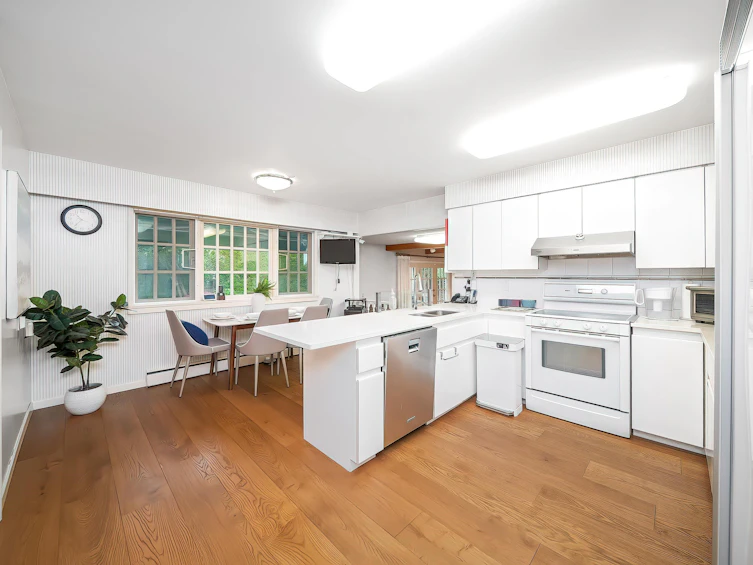 3 Sennok Crescent, Vancouver, BC, V6N 2E3 - 14