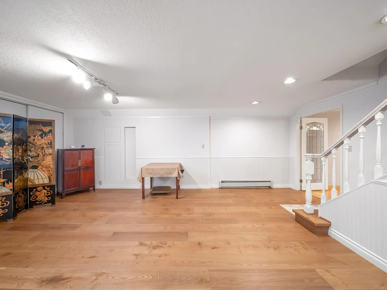 3 Sennok Crescent, Vancouver, BC, V6N 2E3 - 29