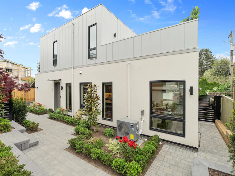 948 W 57th Avenue, Vancouver, BC, V6P 1S3