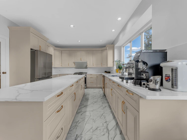 6835 Heather Street, Vancouver, BC, V6P 3P5 - 10