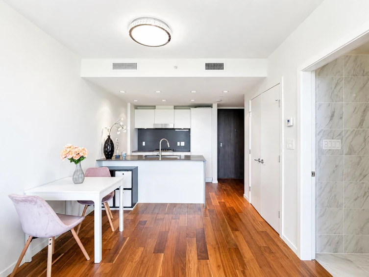 907-8488 Cornish Street, Vancouver, BC, V6P 0C2 - 3