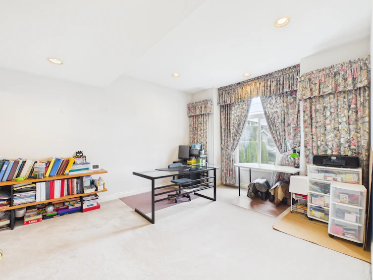 7969 Macpherson Avenue, Burnaby, BC, V5J 4P4 - 9