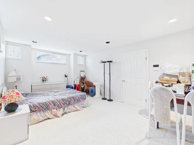 7969 Macpherson Avenue, Burnaby, BC, V5J 4P4 - 33