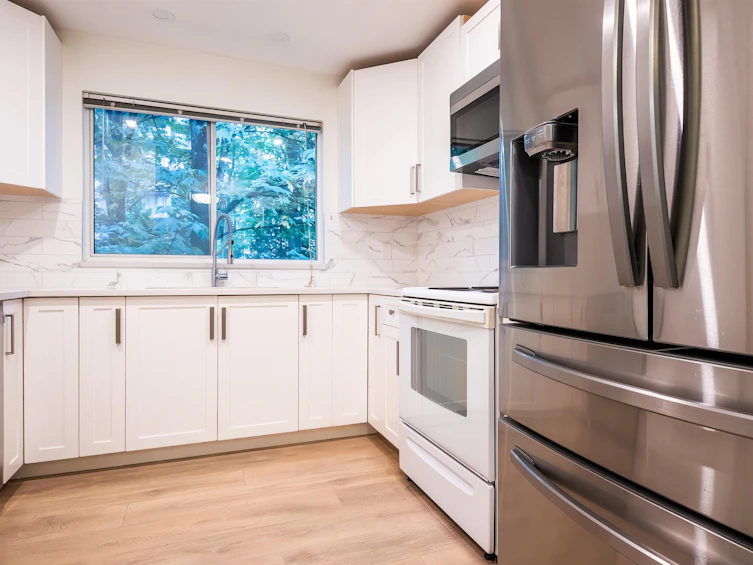 203-515 Whiting Way, Coquitlam, BC, V3J 7W9 - 12