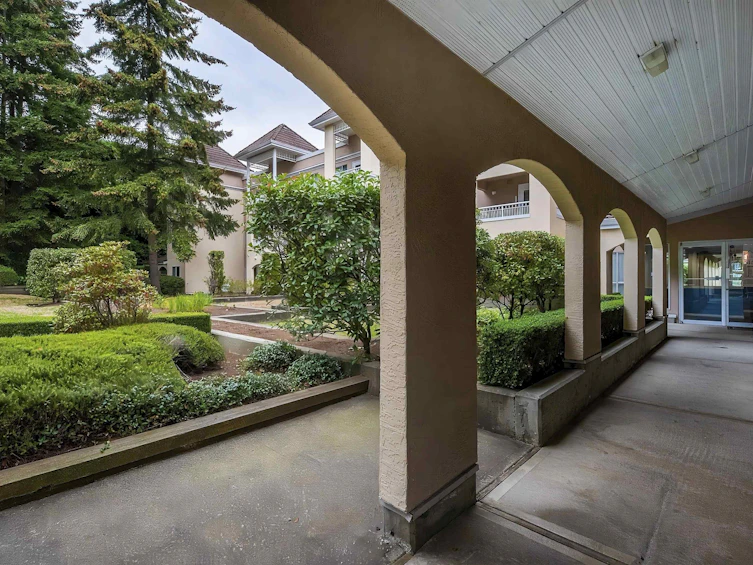 203-515 Whiting Way, Coquitlam, BC, V3J 7W9 - 5