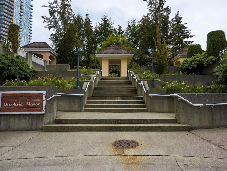 203-515 Whiting Way, Coquitlam, BC, V3J 7W9