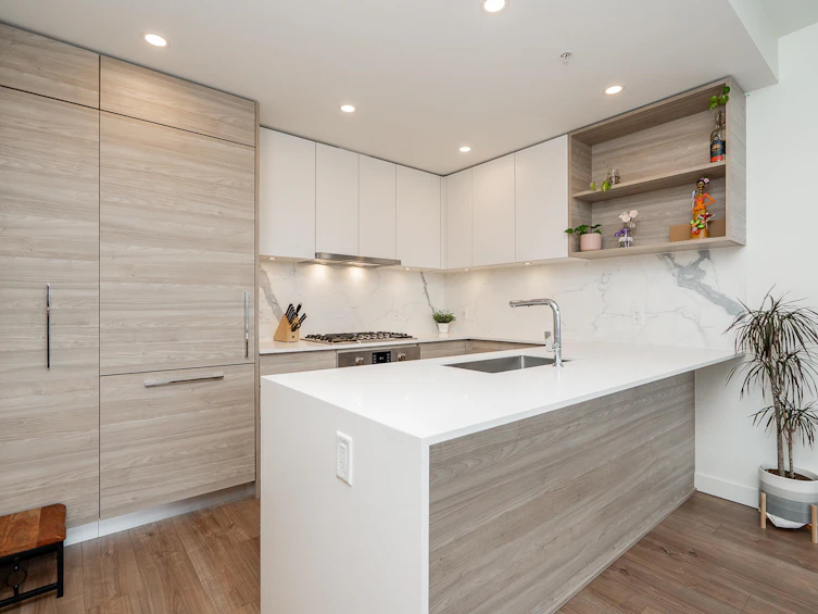 1806-595 Austin Avenue, Coquitlam, BC, V3K 0G7 - 2