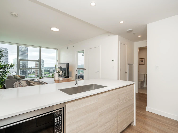 1806-595 Austin Avenue, Coquitlam, BC, V3K 0G7 - 6