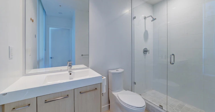 1xx-9060 University Crescent, Burnaby, BC, V5A 0E1 - 6